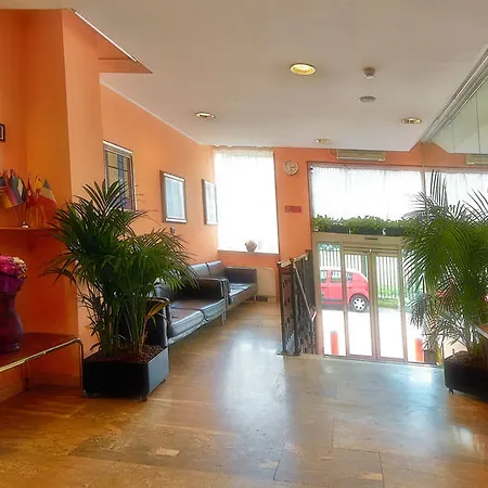 Rex 3* Milano